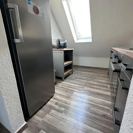 Schone, Moderne Mit Parkplatz Melle